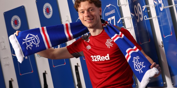 mk体育平台-官方：沃尔夫斯堡边锋奥尔森租借加盟流浪者，含选择买断条款