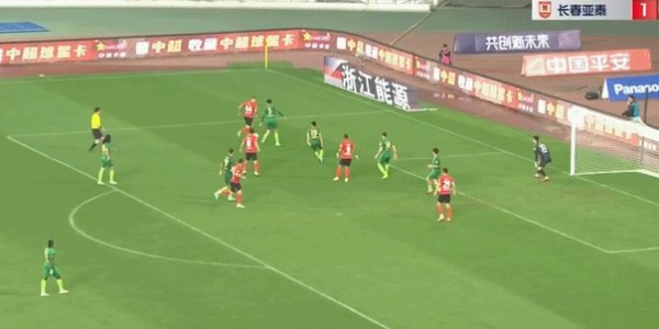 mk体育官方网站-【中超】谭龙塞尔吉尼奥头球两连击 浙江0比2亚泰