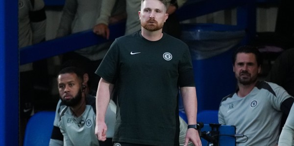 麦克法兰：蓝军足总杯决赛踢曼城有机会，不会抱“赢不了”的想法