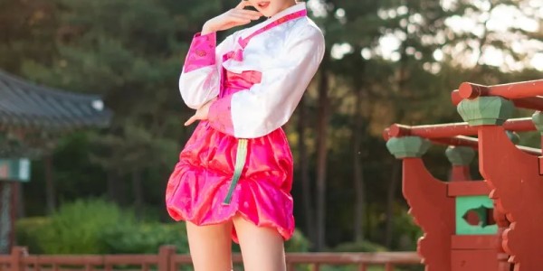 阿狸cos：这就是高丽风情九尾妖狐，你懂吗