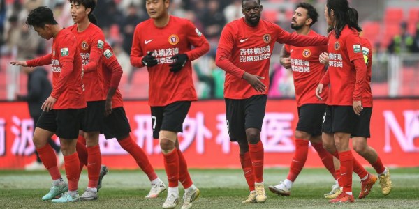 中超-主场三球完胜天津津门虎 辽宁铁人赛季首胜