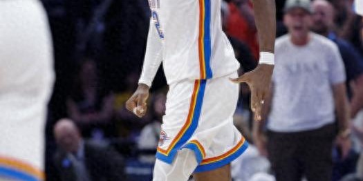 mk体育官方网站-43分36分35分，雷霆你太狠了，又创造80年NBA独一无二的纪录